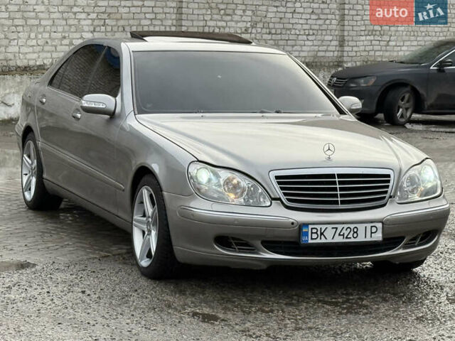 Коричневий Мерседес С Клас, об'ємом двигуна 5 л та пробігом 402 тис. км за 6499 $, фото 13 на Automoto.ua