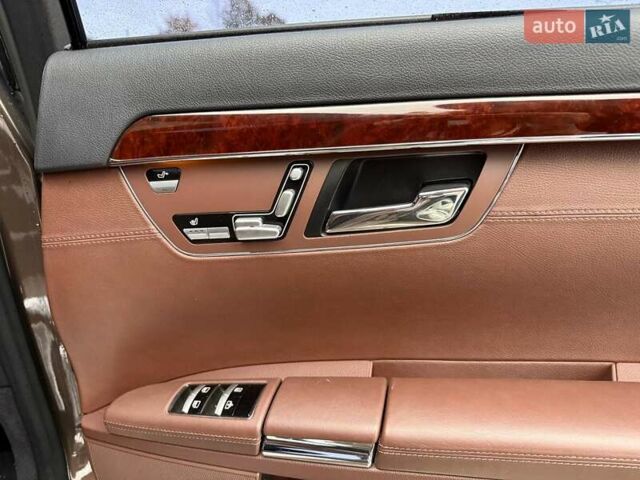 Мерседес С Класс 2009 в Коломые на Automoto.ua Коричневый Мерседес С Класс, объемом двигателя 3 л и пробегом 389 тыс. км за 19900 $, фото 13 на Automoto.ua