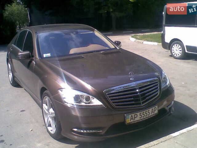 Коричневий Мерседес С Клас, об'ємом двигуна 5.46 л та пробігом 97 тис. км за 15000 $, фото 1 на Automoto.ua