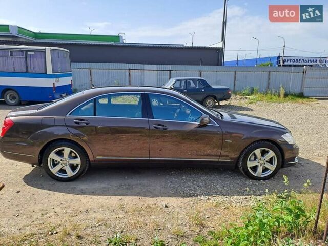 Коричневый Мерседес С Класс, объемом двигателя 4.7 л и пробегом 226 тыс. км за 20000 $, фото 2 на Automoto.ua