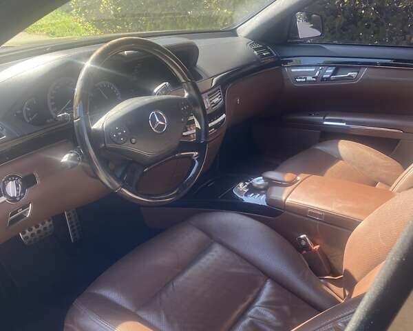 Коричневый Мерседес С Класс, объемом двигателя 4.7 л и пробегом 187 тыс. км за 21000 $, фото 5 на Automoto.ua