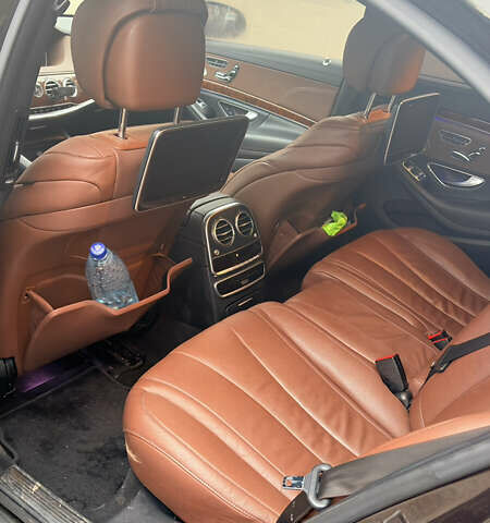 Коричневый Мерседес С Класс, объемом двигателя 4.66 л и пробегом 352 тыс. км за 31924 $, фото 4 на Automoto.ua