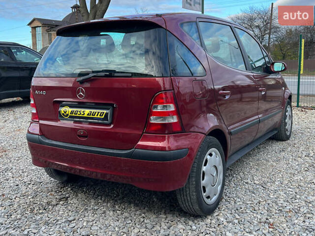 Красный Мерседес С Класс, объемом двигателя 1.4 л и пробегом 200 тыс. км за 4499 $, фото 6 на Automoto.ua