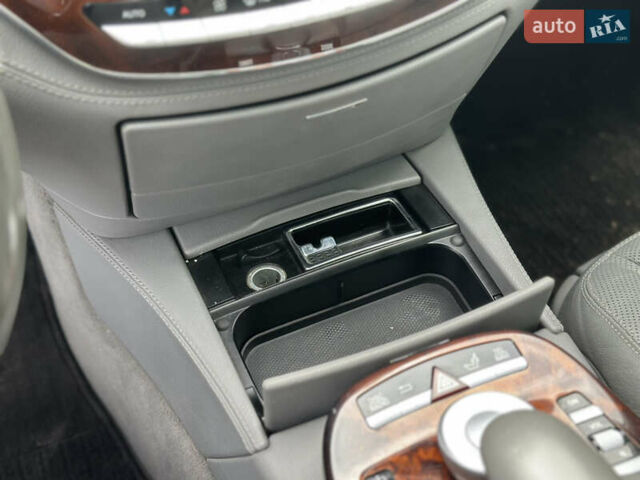 Красный Мерседес С Класс, объемом двигателя 5.46 л и пробегом 235 тыс. км за 9300 $, фото 48 на Automoto.ua