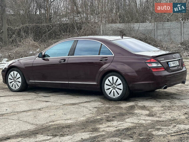 Красный Мерседес С Класс, объемом двигателя 5.46 л и пробегом 235 тыс. км за 9300 $, фото 32 на Automoto.ua