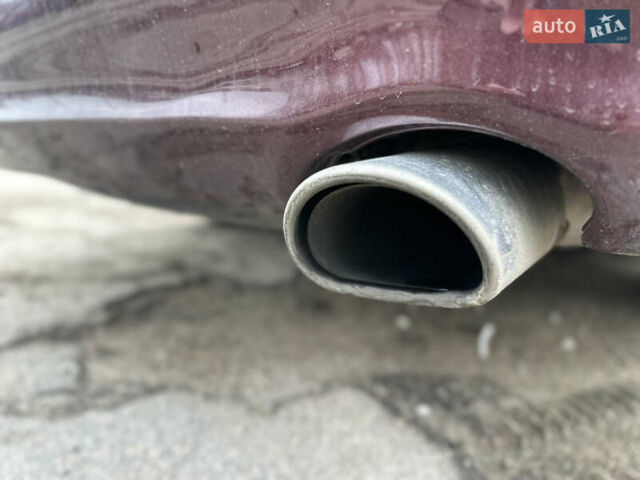 Красный Мерседес С Класс, объемом двигателя 5.46 л и пробегом 235 тыс. км за 9300 $, фото 70 на Automoto.ua