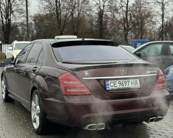 Красный Мерседес С Класс, объемом двигателя 4.7 л и пробегом 300 тыс. км за 9999 $, фото 3 на Automoto.ua