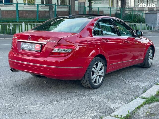 Червоний Мерседес С Клас, об'ємом двигуна 1.8 л та пробігом 157 тис. км за 10990 $, фото 6 на Automoto.ua