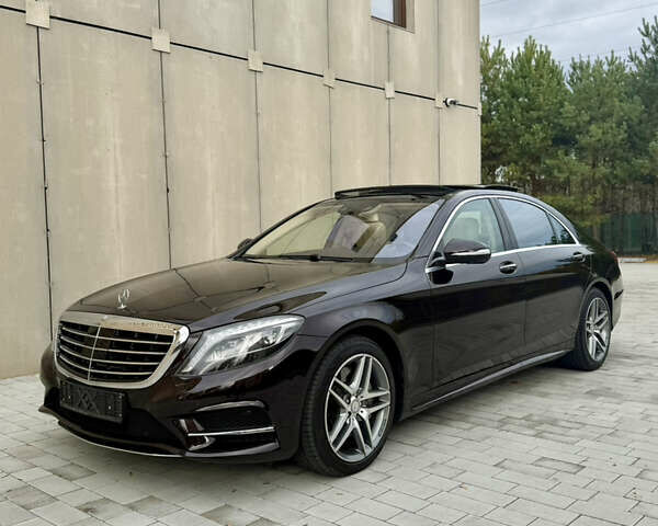 Красный Мерседес С Класс, объемом двигателя 4.66 л и пробегом 75 тыс. км за 49000 $, фото 4 на Automoto.ua