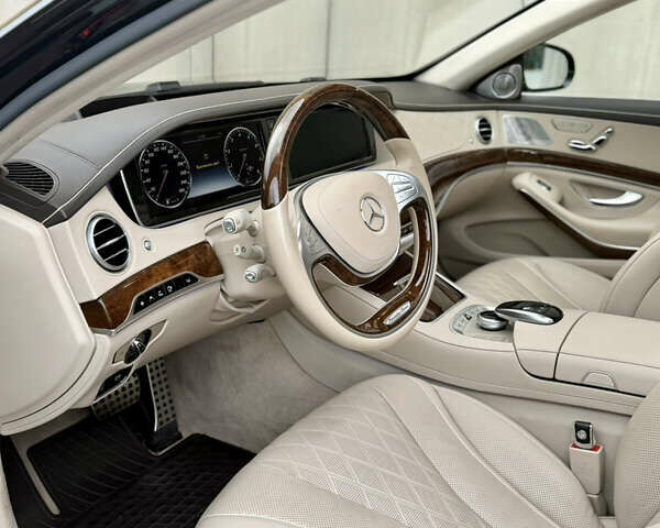 Красный Мерседес С Класс, объемом двигателя 4.66 л и пробегом 75 тыс. км за 49000 $, фото 13 на Automoto.ua