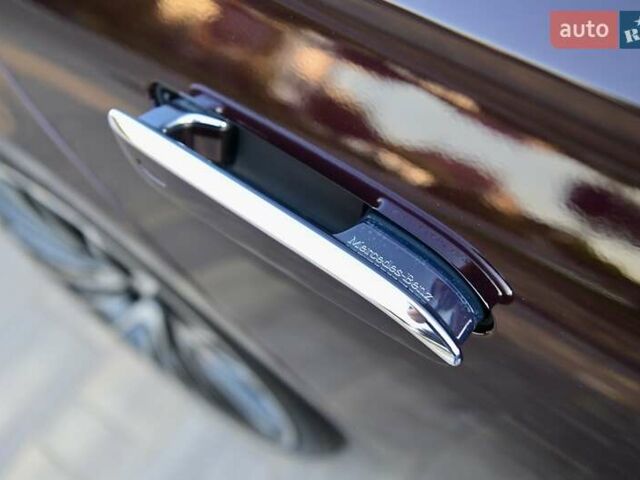 Красный Мерседес С Класс, объемом двигателя 4 л и пробегом 51 тыс. км за 99999 $, фото 43 на Automoto.ua