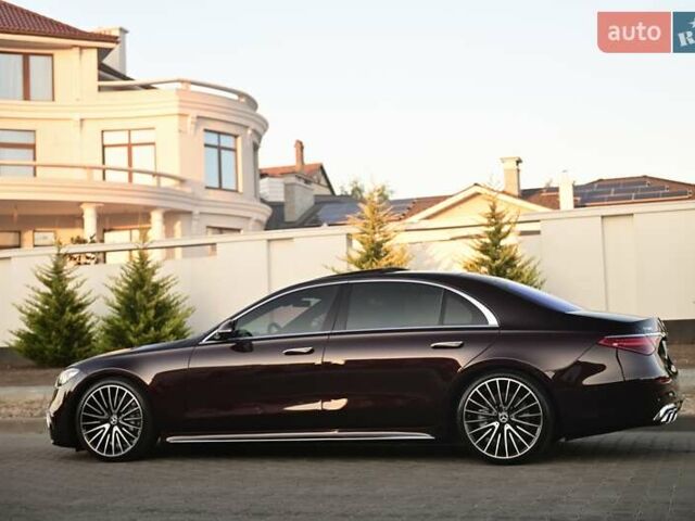 Красный Мерседес С Класс, объемом двигателя 4 л и пробегом 51 тыс. км за 99999 $, фото 17 на Automoto.ua