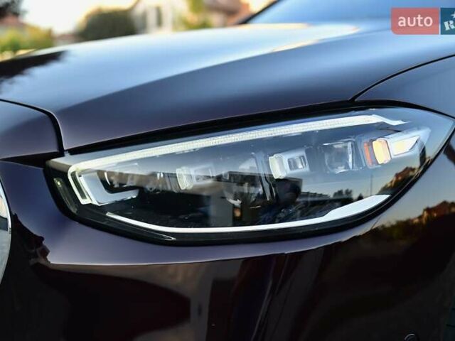 Красный Мерседес С Класс, объемом двигателя 4 л и пробегом 51 тыс. км за 99999 $, фото 9 на Automoto.ua