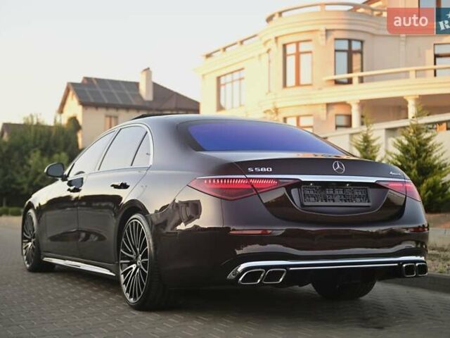 Красный Мерседес С Класс, объемом двигателя 4 л и пробегом 51 тыс. км за 99999 $, фото 16 на Automoto.ua