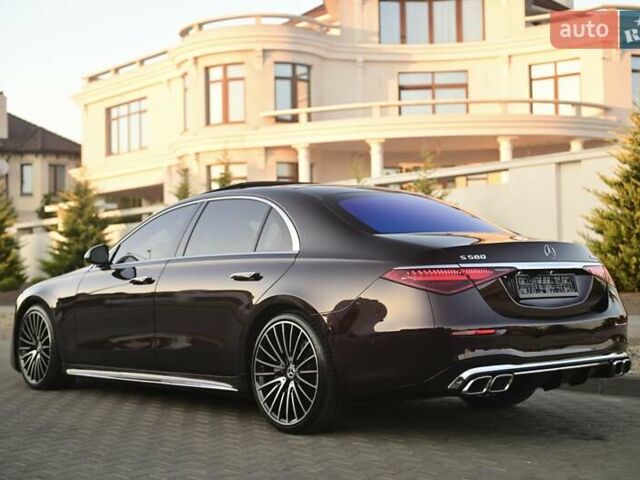 Красный Мерседес С Класс, объемом двигателя 4 л и пробегом 51 тыс. км за 99999 $, фото 18 на Automoto.ua