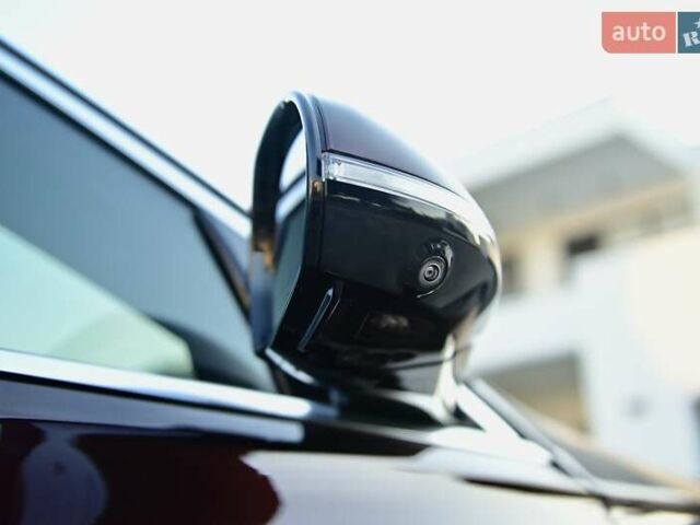 Красный Мерседес С Класс, объемом двигателя 4 л и пробегом 51 тыс. км за 99999 $, фото 5 на Automoto.ua