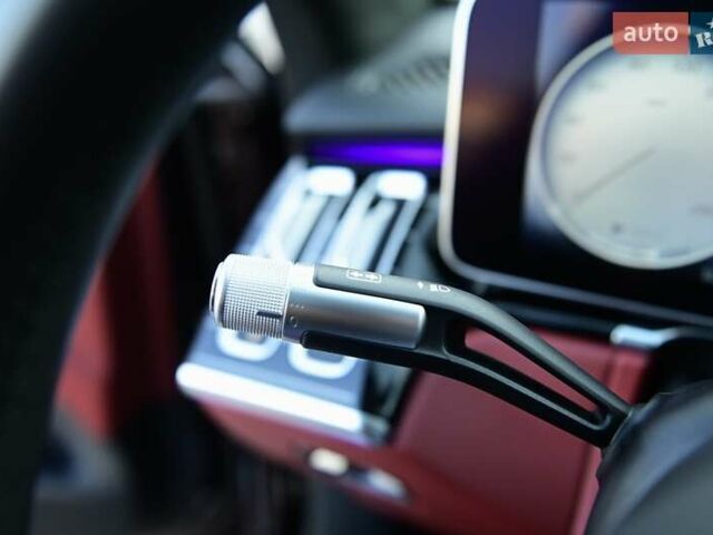 Красный Мерседес С Класс, объемом двигателя 4 л и пробегом 51 тыс. км за 99999 $, фото 59 на Automoto.ua