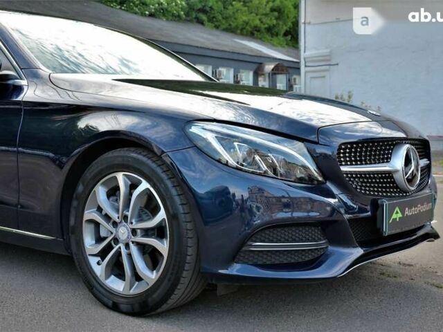 Мерседес С Класс, объемом двигателя 2 л и пробегом 96 тыс. км за 27777 $, фото 1 на Automoto.ua