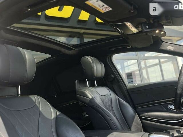 Мерседес С Класс, объемом двигателя 4 л и пробегом 202 тыс. км за 78000 $, фото 23 на Automoto.ua