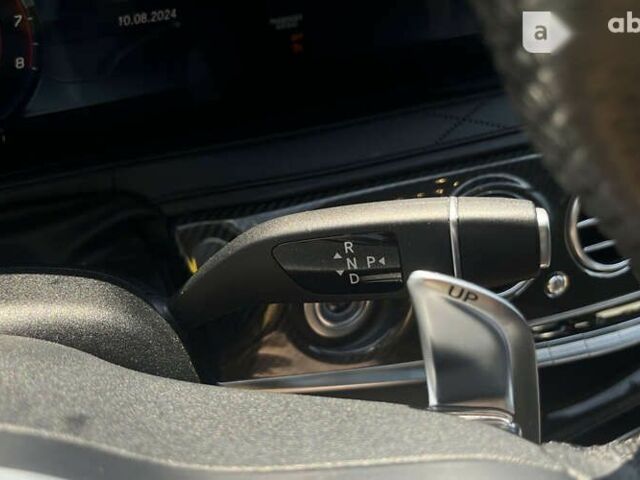 Мерседес С Класс, объемом двигателя 4 л и пробегом 202 тыс. км за 78000 $, фото 17 на Automoto.ua