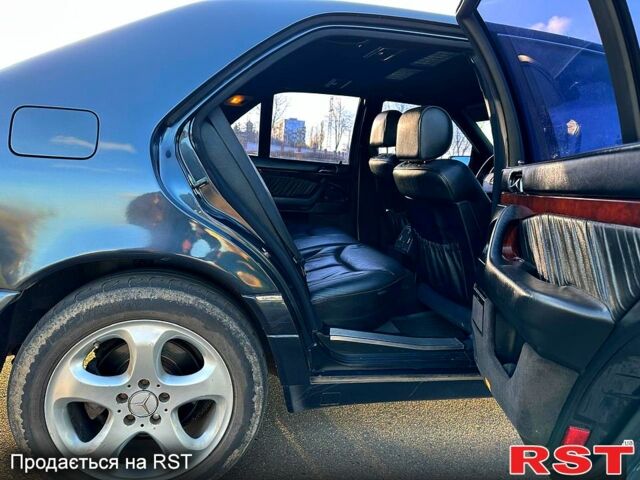 Мерседес С Класс, объемом двигателя 5 л и пробегом 350 тыс. км за 9300 $, фото 5 на Automoto.ua