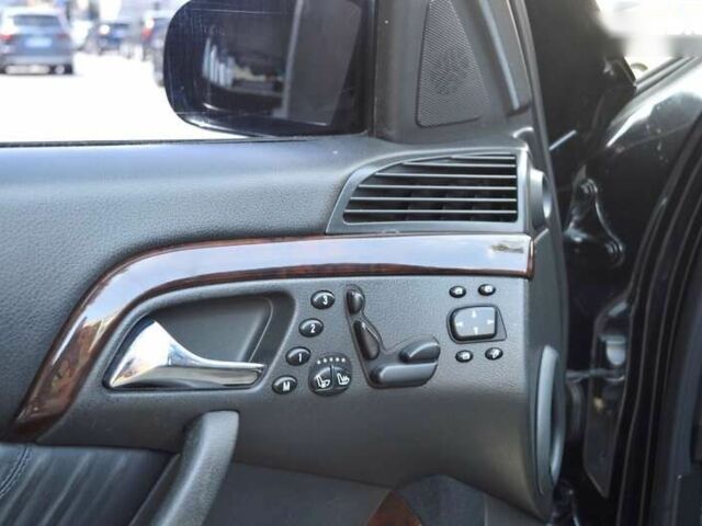 Мерседес С Класс, объемом двигателя 5 л и пробегом 230 тыс. км за 5500 $, фото 11 на Automoto.ua