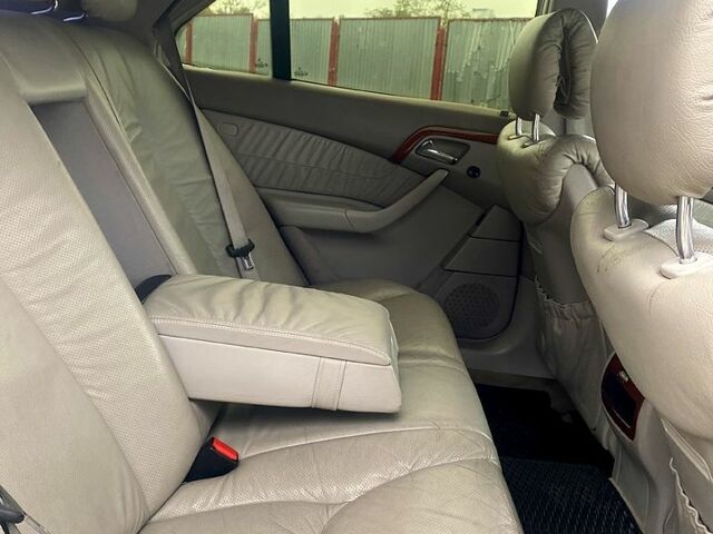 Мерседес С Клас 2002 у Чорноморську (Іллічівську) на Automoto.ua Мерседес С Клас, об'ємом двигуна 4.3 л та пробігом 300 тис. км за 5000 $, фото 5 на Automoto.ua