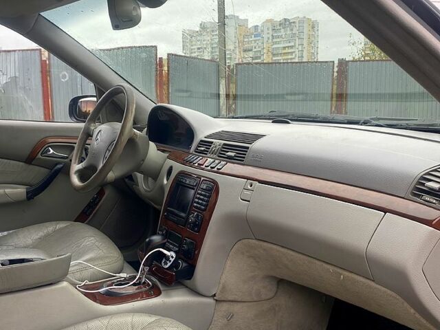 Мерседес С Клас 2002 у Чорноморську (Іллічівську) на Automoto.ua Мерседес С Клас, об'ємом двигуна 4.3 л та пробігом 300 тис. км за 5000 $, фото 6 на Automoto.ua