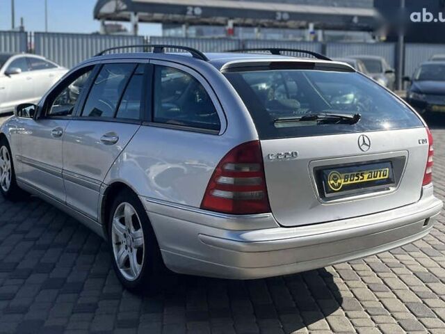 Мерседес С Класс, объемом двигателя 2.2 л и пробегом 381 тыс. км за 4200 $, фото 3 на Automoto.ua