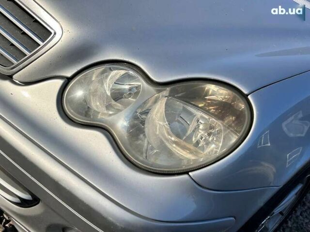 Мерседес С Класс 2004 в Одессе на Automoto.ua Мерседес С Класс, объемом двигателя 0 л и пробегом 234 тыс. км за 5900 $, фото 9 на Automoto.ua