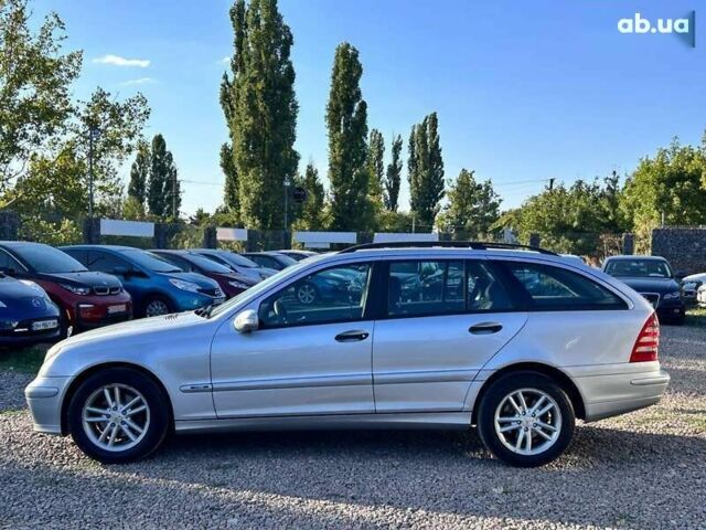 Мерседес С Класс 2004 в Одессе на Automoto.ua Мерседес С Класс, объемом двигателя 0 л и пробегом 234 тыс. км за 5900 $, фото 6 на Automoto.ua