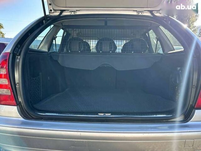 Мерседес С Класс 2004 в Одессе на Automoto.ua Мерседес С Класс, объемом двигателя 0 л и пробегом 234 тыс. км за 5900 $, фото 26 на Automoto.ua