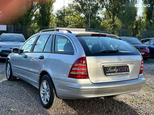 Мерседес С Класс 2004 в Одессе на Automoto.ua Мерседес С Класс, объемом двигателя 0 л и пробегом 234 тыс. км за 5900 $, фото 7 на Automoto.ua
