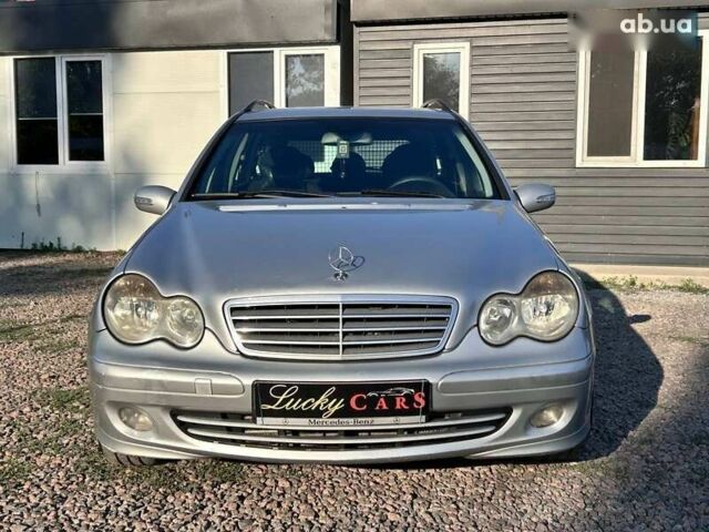 Мерседес С Класс 2004 в Одессе на Automoto.ua Мерседес С Класс, объемом двигателя 0 л и пробегом 234 тыс. км за 5900 $, фото 1 на Automoto.ua