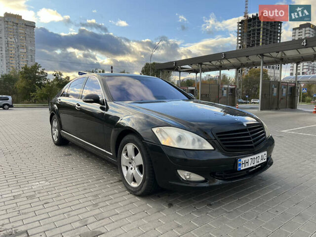 Мерседес С Класс, объемом двигателя 5.5 л и пробегом 280 тыс. км за 6900 $, фото 1 на Automoto.ua
