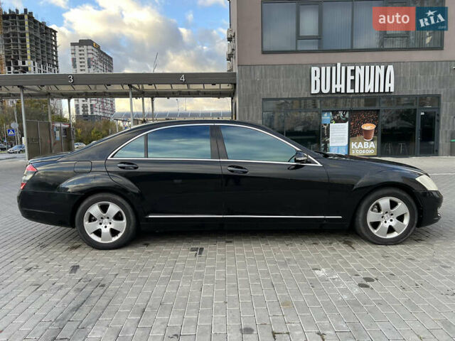 Мерседес С Класс, объемом двигателя 5.5 л и пробегом 280 тыс. км за 6900 $, фото 5 на Automoto.ua
