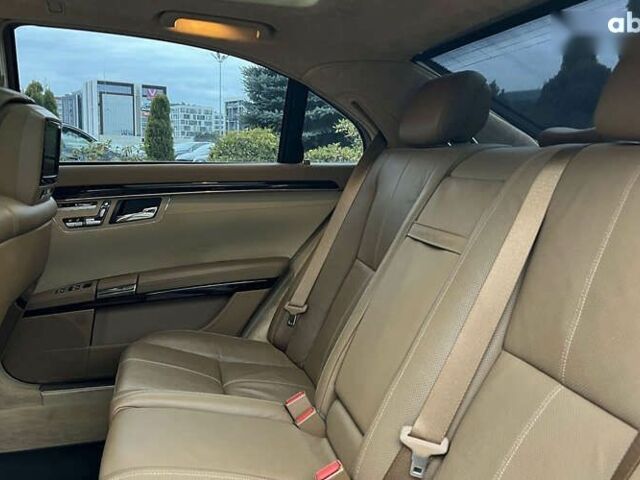 Мерседес С Клас, об'ємом двигуна 5.5 л та пробігом 29 тис. км за 27800 $, фото 22 на Automoto.ua