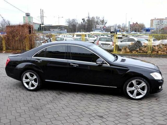 Мерседес С Класс, объемом двигателя 3.2 л и пробегом 300 тыс. км за 10200 $, фото 4 на Automoto.ua