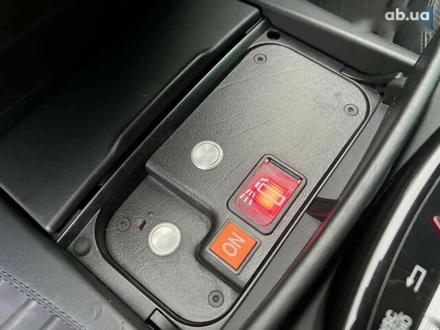 Мерседес С Клас, об'ємом двигуна 5.5 л та пробігом 80 тис. км за 29500 $, фото 20 на Automoto.ua