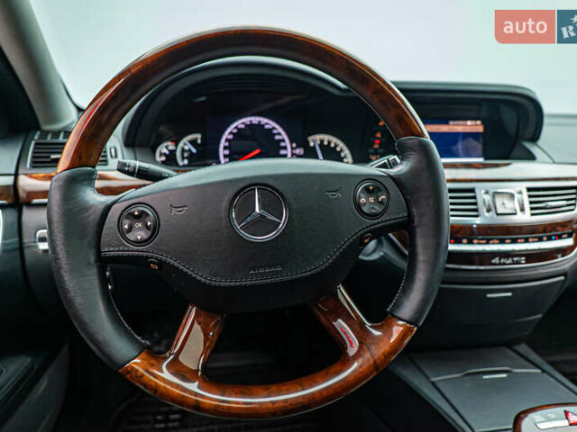 Мерседес С Класс, объемом двигателя 5.5 л и пробегом 259 тыс. км за 13930 $, фото 12 на Automoto.ua