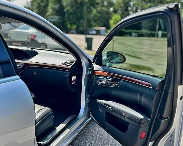 Мерседес С Класс, объемом двигателя 4.7 л и пробегом 207 тыс. км за 12999 $, фото 9 на Automoto.ua