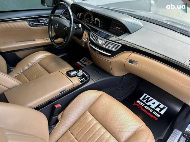 Мерседес С Класс, объемом двигателя 5.5 л и пробегом 125 тыс. км за 29000 $, фото 16 на Automoto.ua