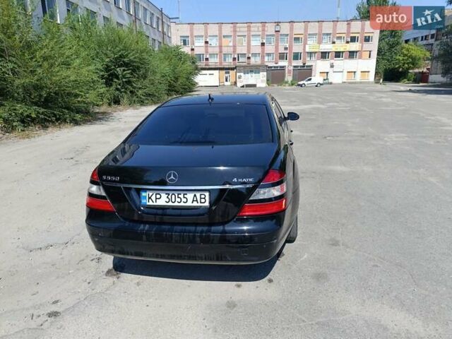 Мерседес С Класс, объемом двигателя 5.5 л и пробегом 245 тыс. км за 10000 $, фото 9 на Automoto.ua