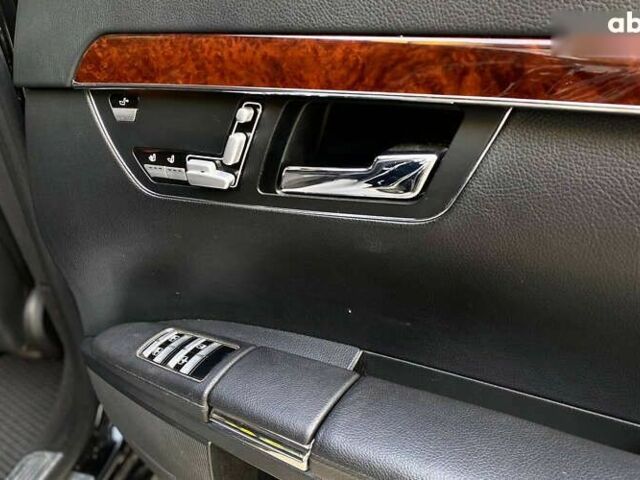 Мерседес С Класс, объемом двигателя 5.5 л и пробегом 290 тыс. км за 19100 $, фото 29 на Automoto.ua