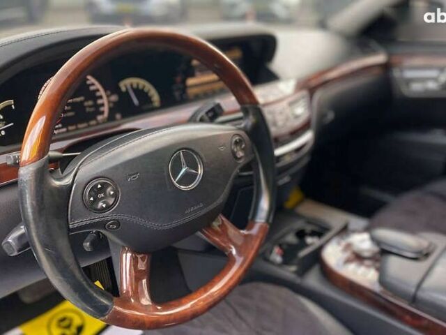 Мерседес С Класс, объемом двигателя 5.5 л и пробегом 290 тыс. км за 19100 $, фото 12 на Automoto.ua