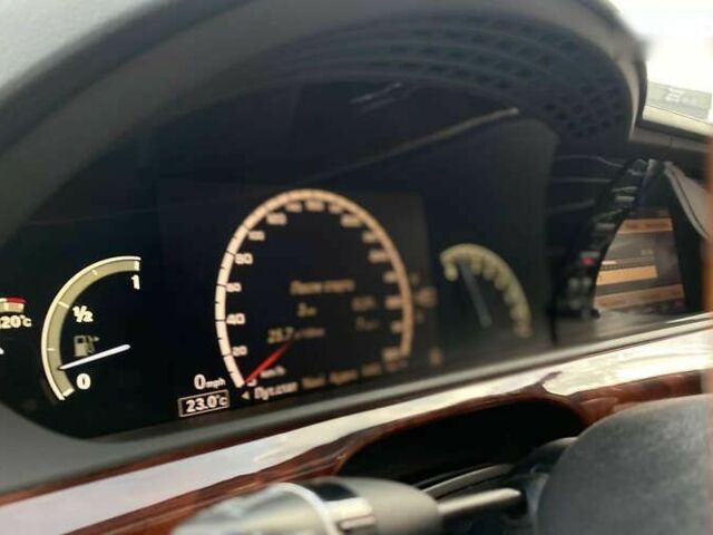 Мерседес С Класс, объемом двигателя 5.5 л и пробегом 290 тыс. км за 19100 $, фото 15 на Automoto.ua