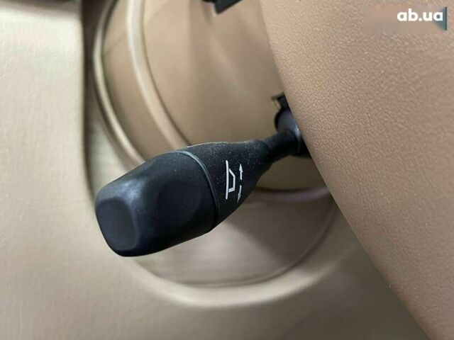 Мерседес С Класс, объемом двигателя 5.5 л и пробегом 206 тыс. км за 11490 $, фото 26 на Automoto.ua