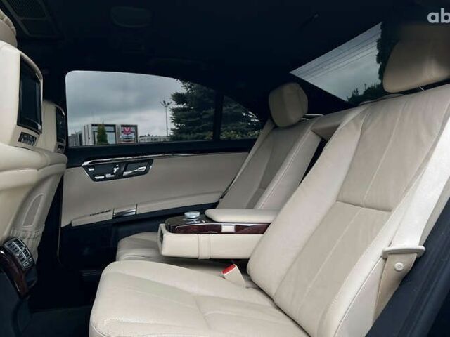 Мерседес С Класс, объемом двигателя 4.7 л и пробегом 123 тыс. км за 15500 $, фото 9 на Automoto.ua