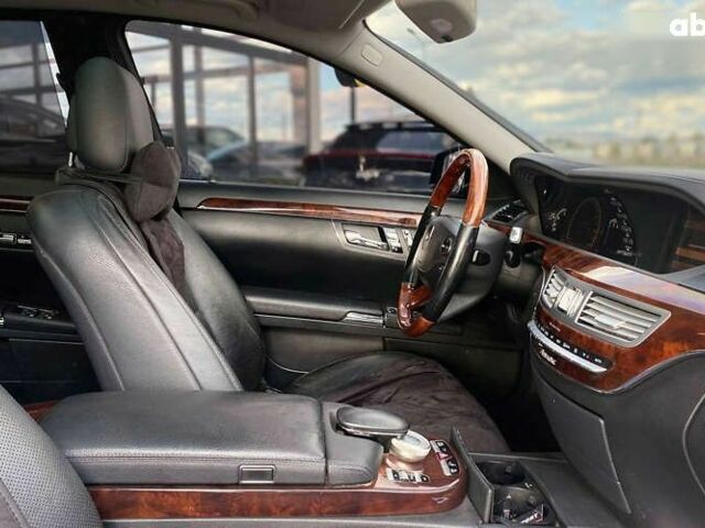 Мерседес С Класс, объемом двигателя 5.5 л и пробегом 290 тыс. км за 19100 $, фото 23 на Automoto.ua