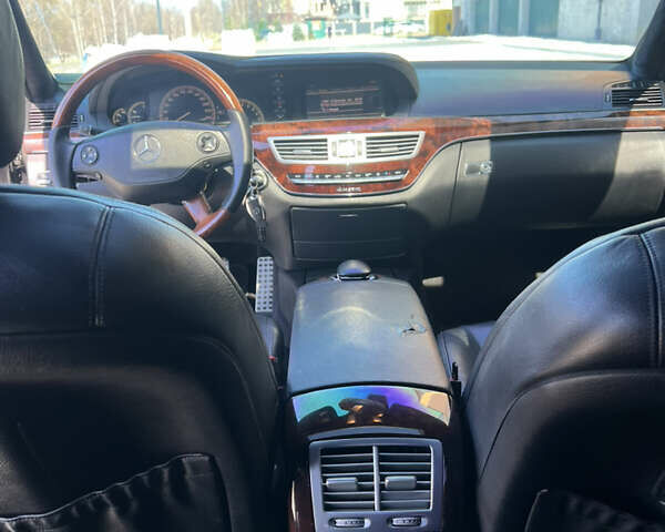 Мерседес С Клас, об'ємом двигуна 5.5 л та пробігом 300 тис. км за 11000 $, фото 32 на Automoto.ua